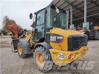 CAT 908 Chargeuse sur pneus