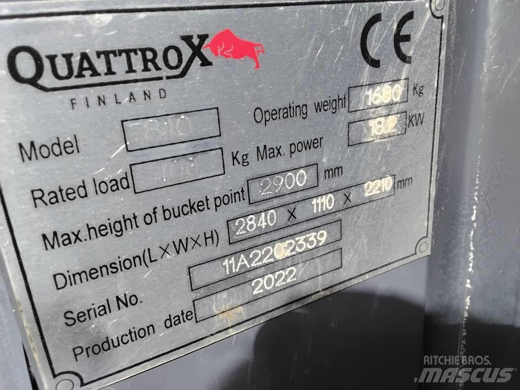 QuattroX 810 Mini chargeuse