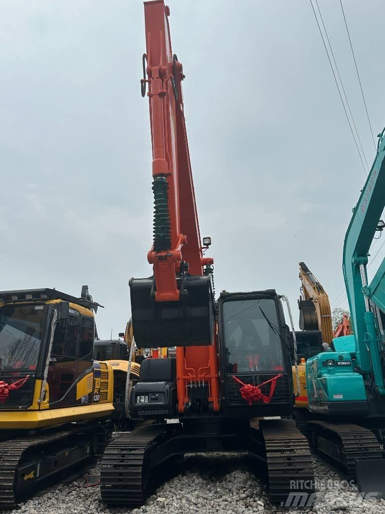 Hitachi ZX 120 Pelle sur chenilles