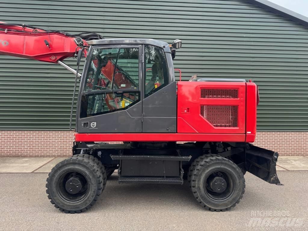 Volvo EW 160 E Pelle sur pneus