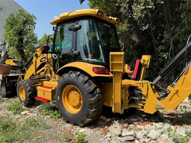 CAT 420 F Tractopelle