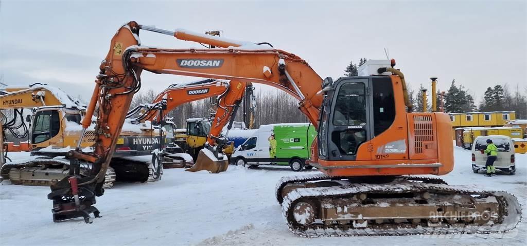 Doosan DX235LCR Pelle sur chenilles