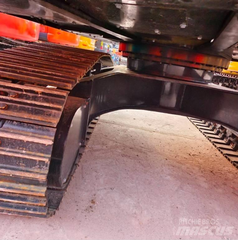 Sany SY 215 C Pelle sur chenilles