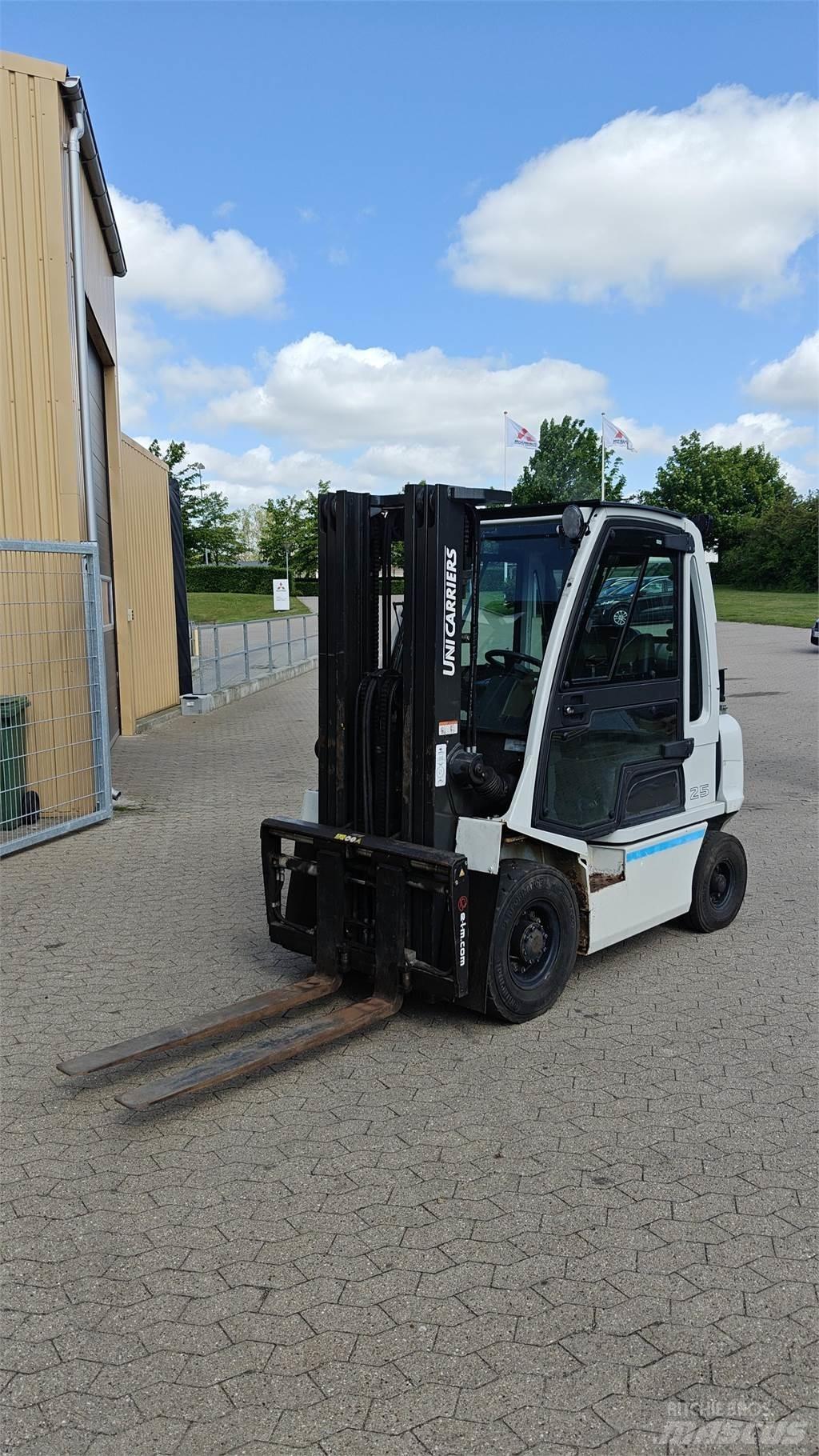 UniCarriers DX20 Chariots GPL