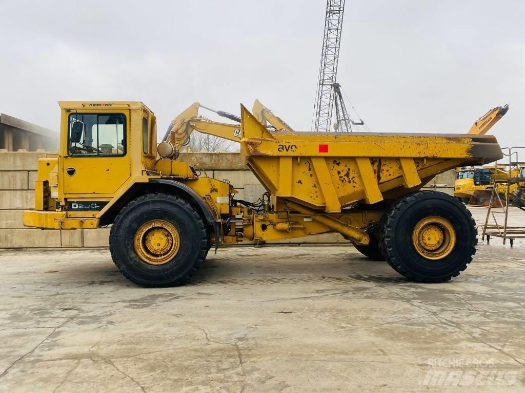 CAT D 25 C Tombereau articulé
