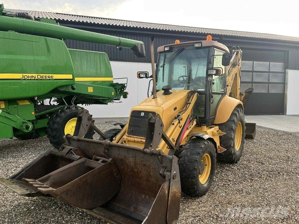 New Holland 675 E Tractopelle