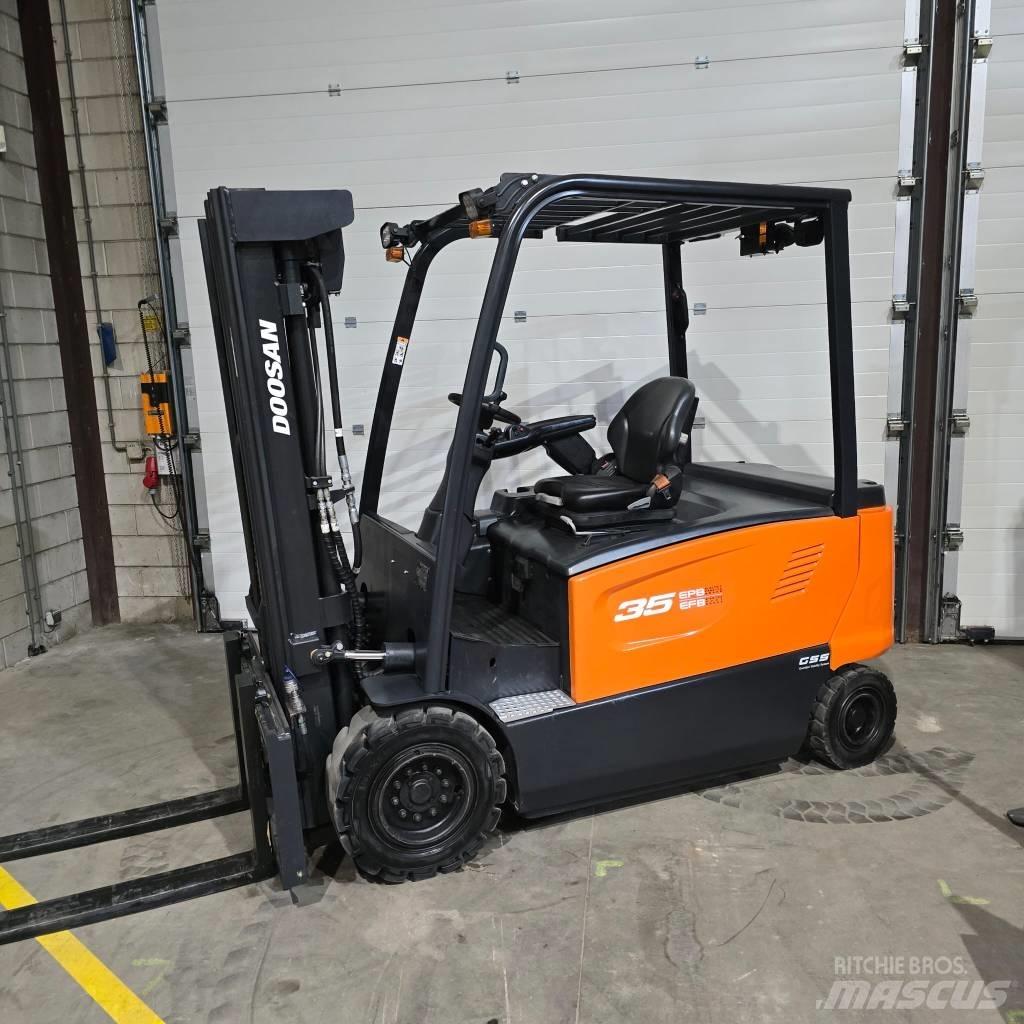 Doosan B 35 X-7 Chariots élévateurs électriques