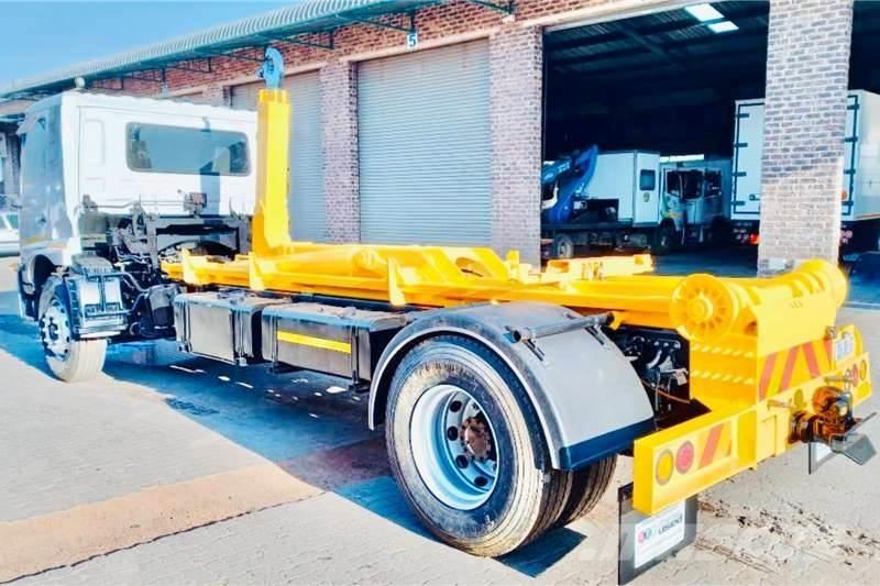 UD PKE 250 Autre camion