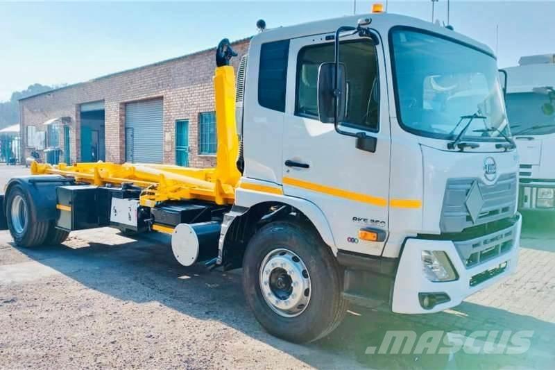 UD PKE 250 Autre camion