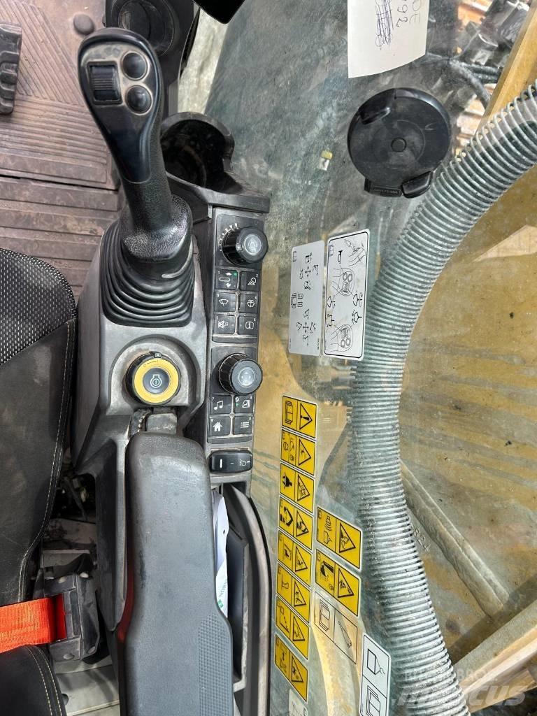CAT 336 Pelle sur chenilles
