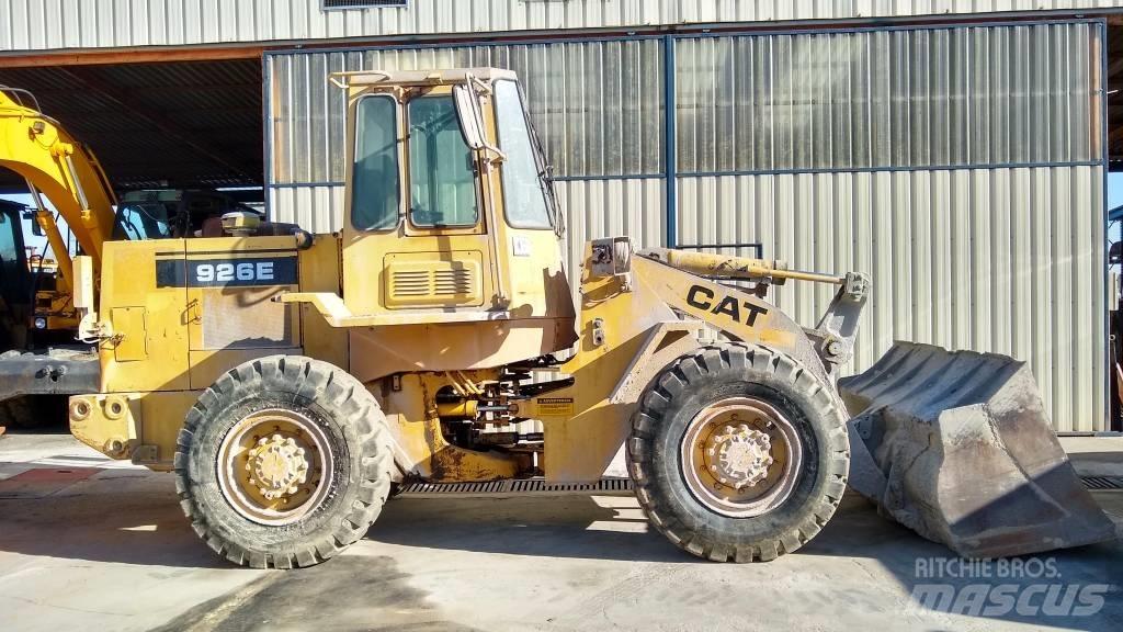 CAT 926 E Chargeuse sur pneus