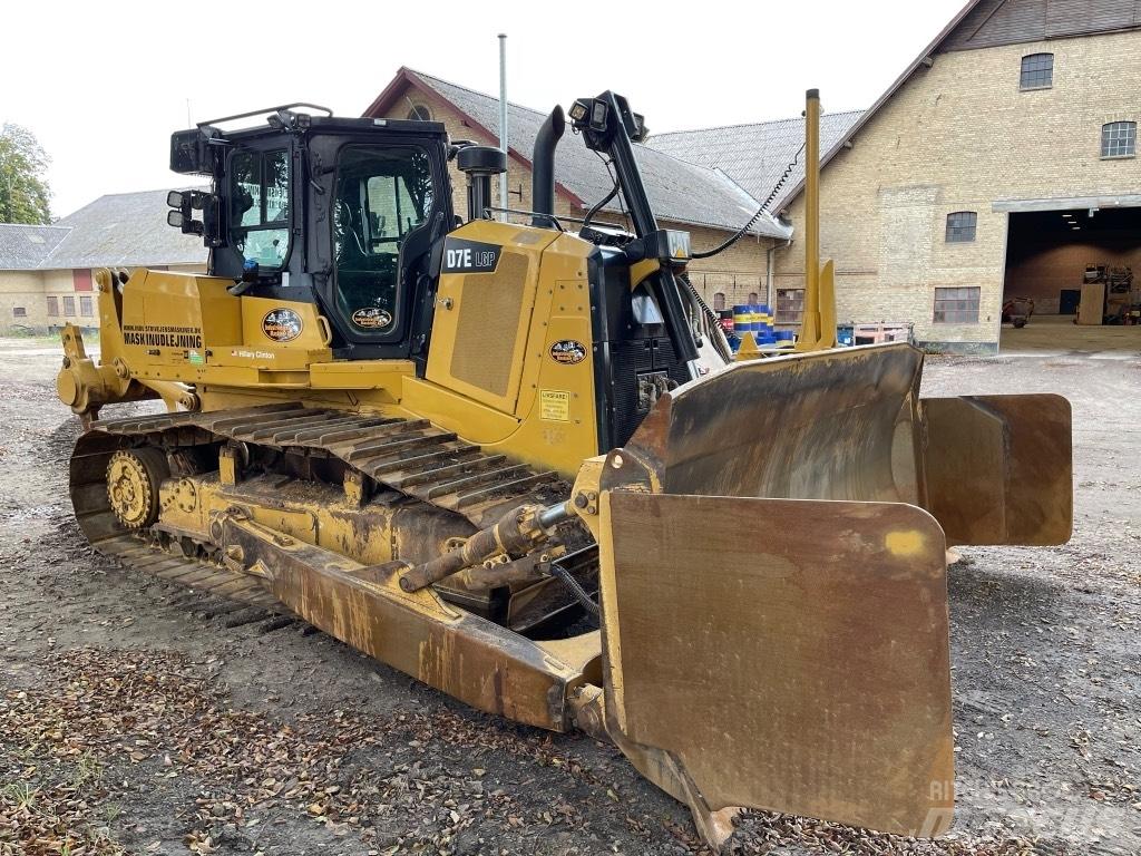 CAT D 7 E Bouteurs sur chenilles