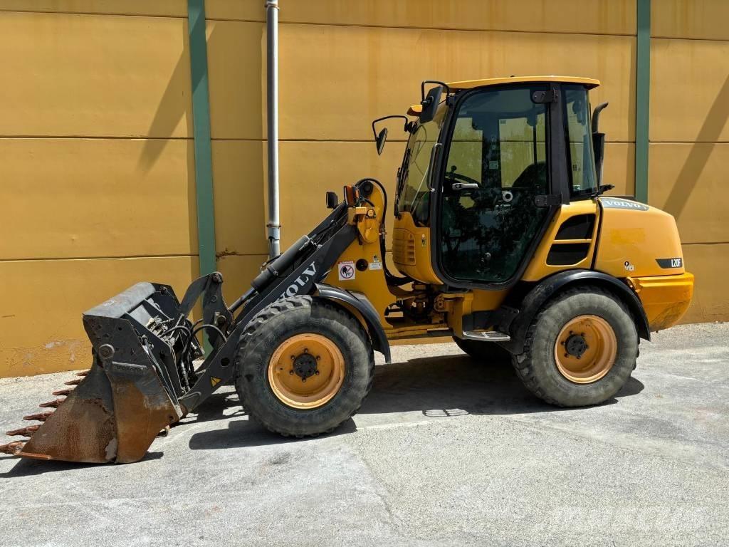 Volvo L 25 F Chargeuse sur pneus