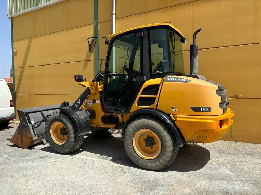Volvo L 25 F Chargeuse sur pneus