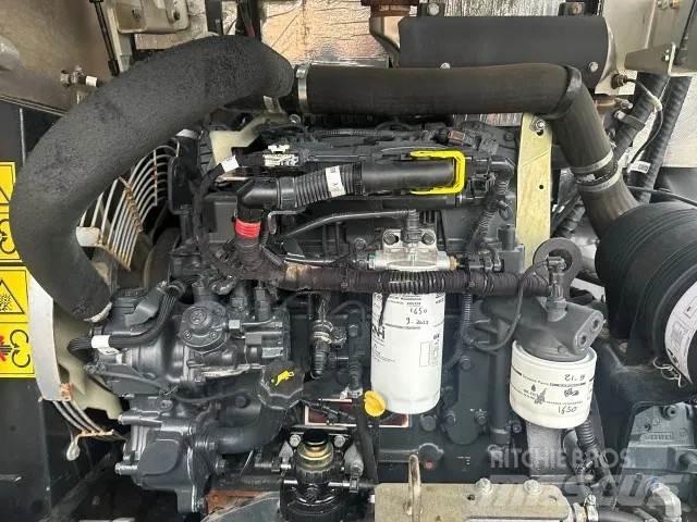 New Holland W80C Chargeuse sur pneus