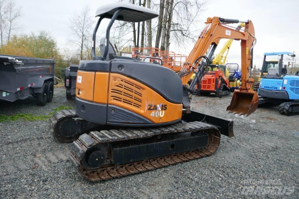 Hitachi ZX40U-3 Mini pelle < 7t