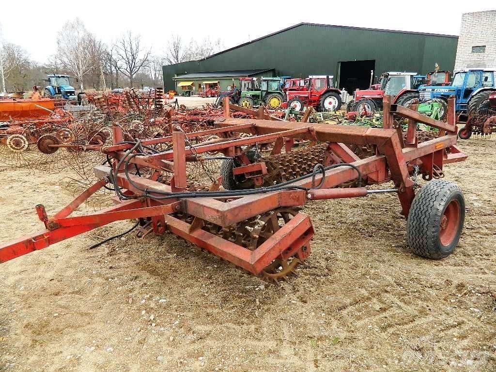 Ysta Knaster Déchaumeur, cultivateur