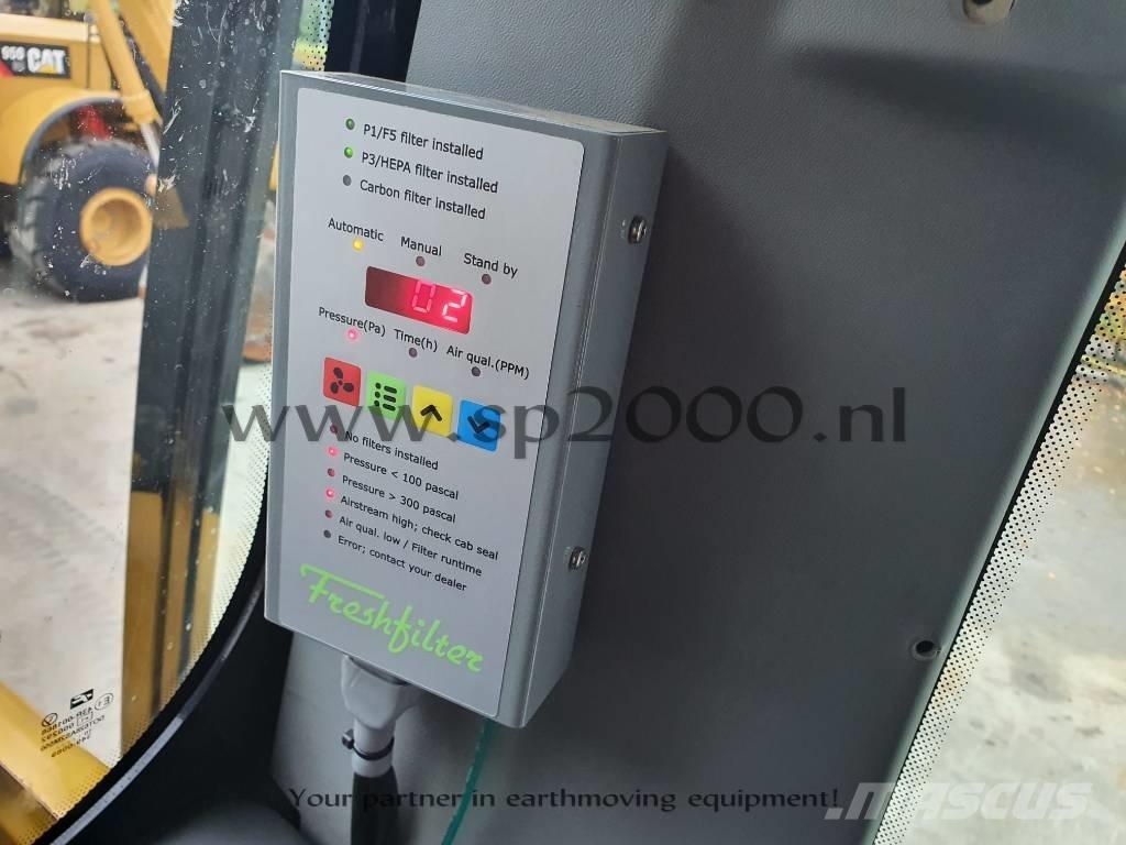 CAT M 316 D Pelle sur pneus