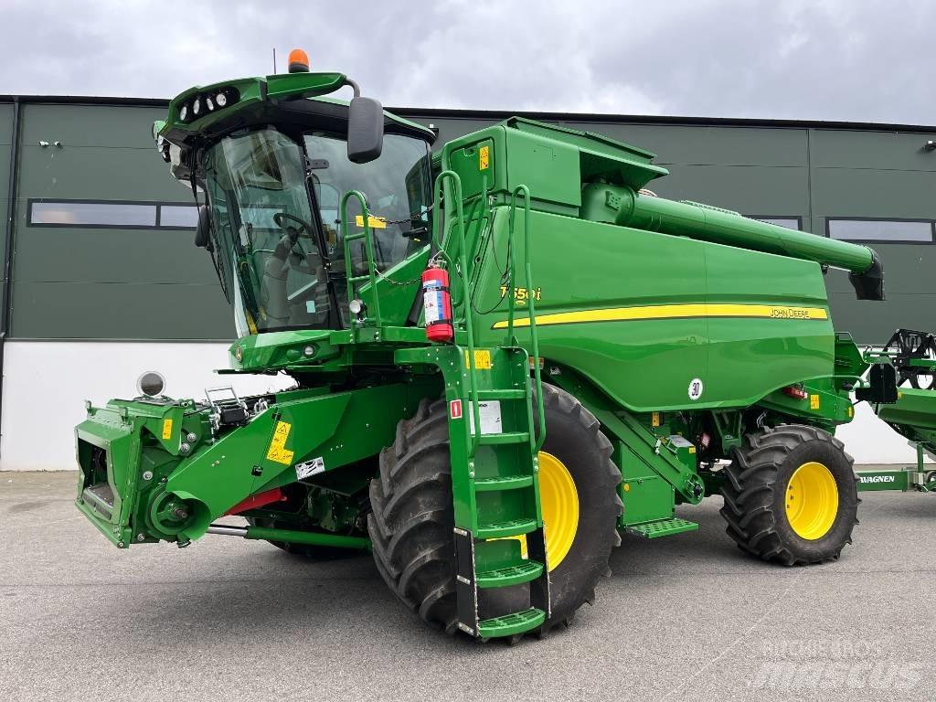 John Deere T 550 Moissonneuse batteuse