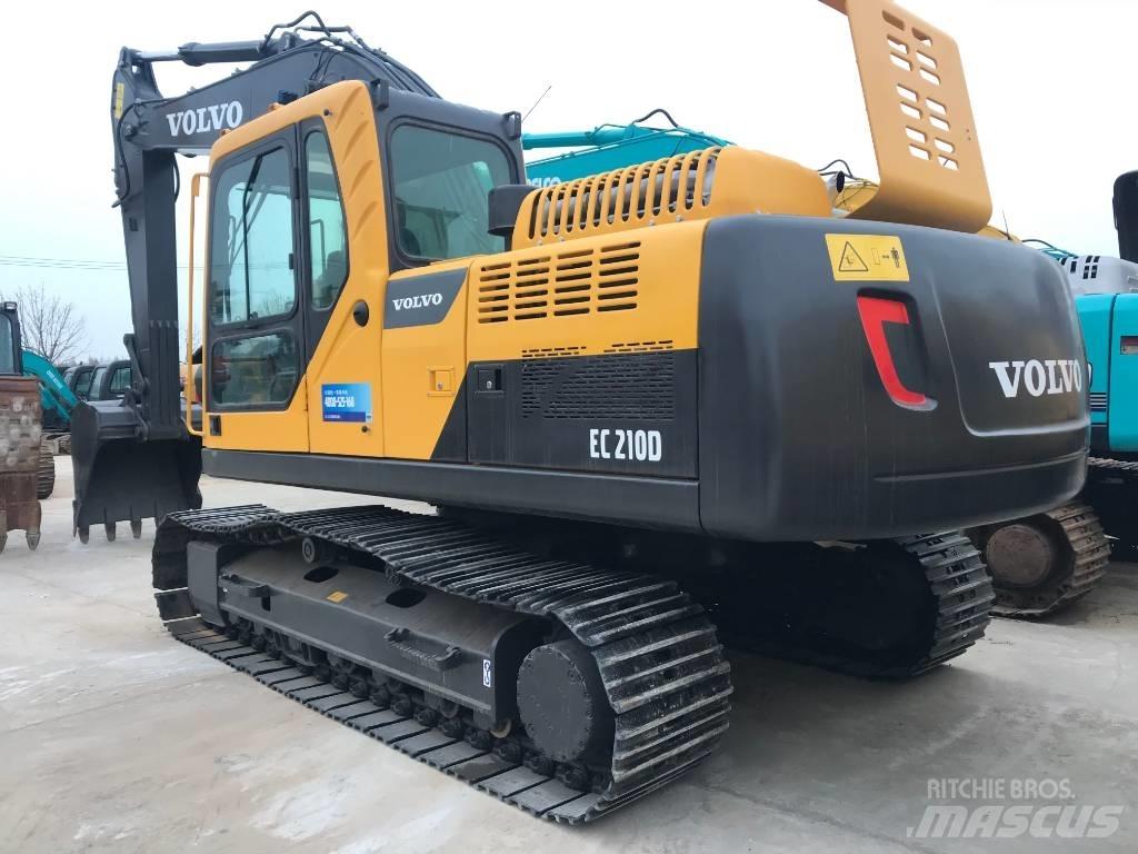 Volvo EC 210 C LD Pelle sur chenilles