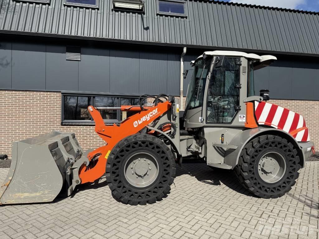 Weycor AR 560 Chargeuse sur pneus