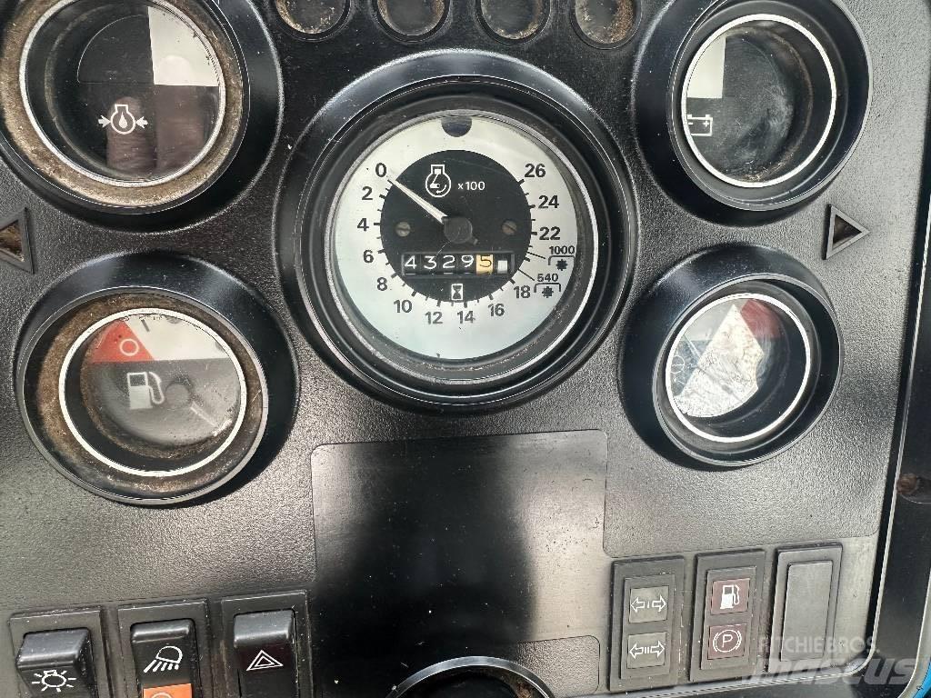 Ford 6610 II Tracteur