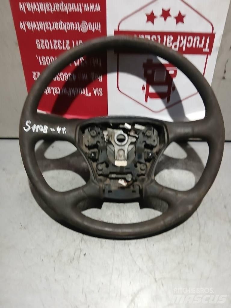 Scania R 440   1487519 Cabines