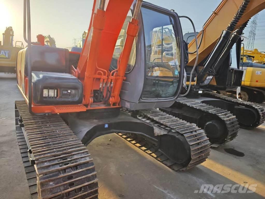 Hitachi ZX 120 Pelle sur chenilles