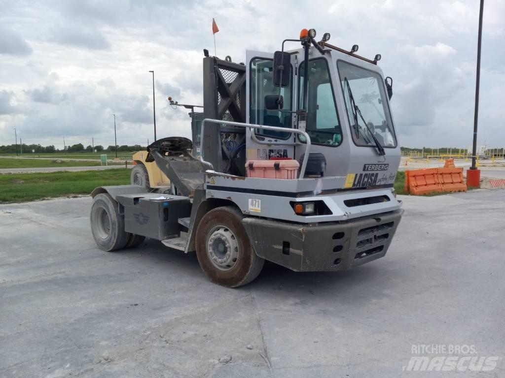 Terberg YT222 Tracteur de manœuvre