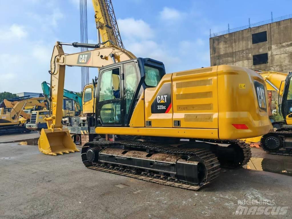 CAT 320 GC Pelle sur chenilles