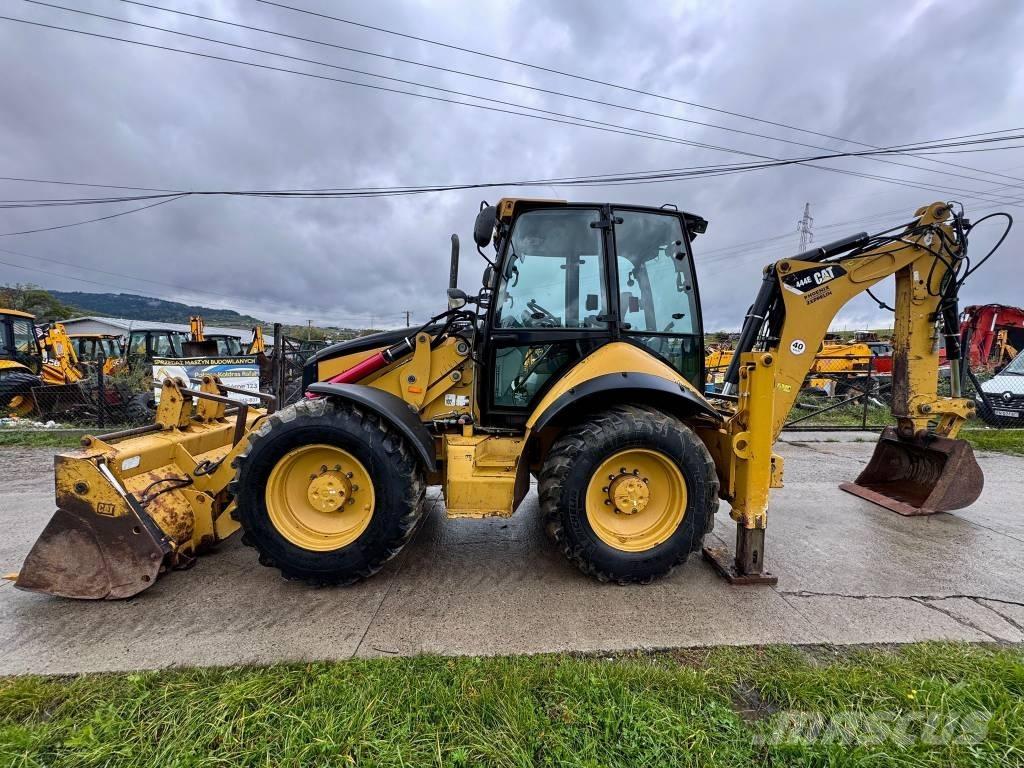 CAT 444 E Tractopelle
