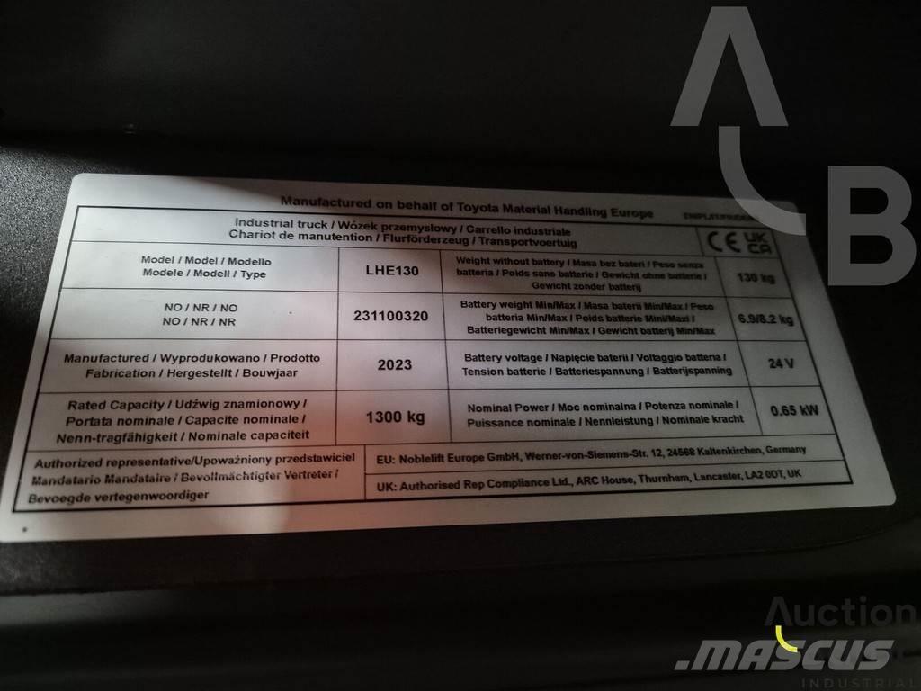 Toyota LHE130 Préparateur de commande moyenne levée