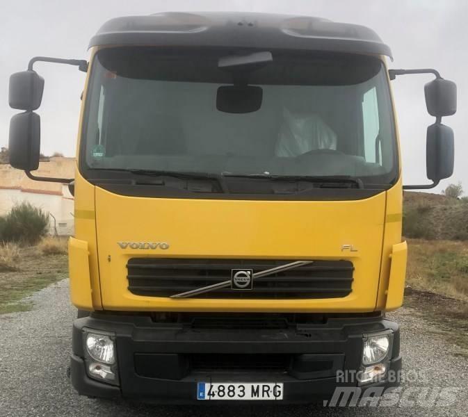 Volvo FL 240 Camion multibenne