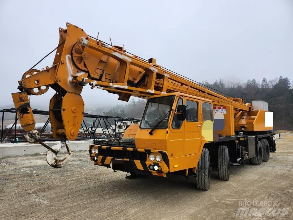 Hyundai HC 50 Grues tout terrain
