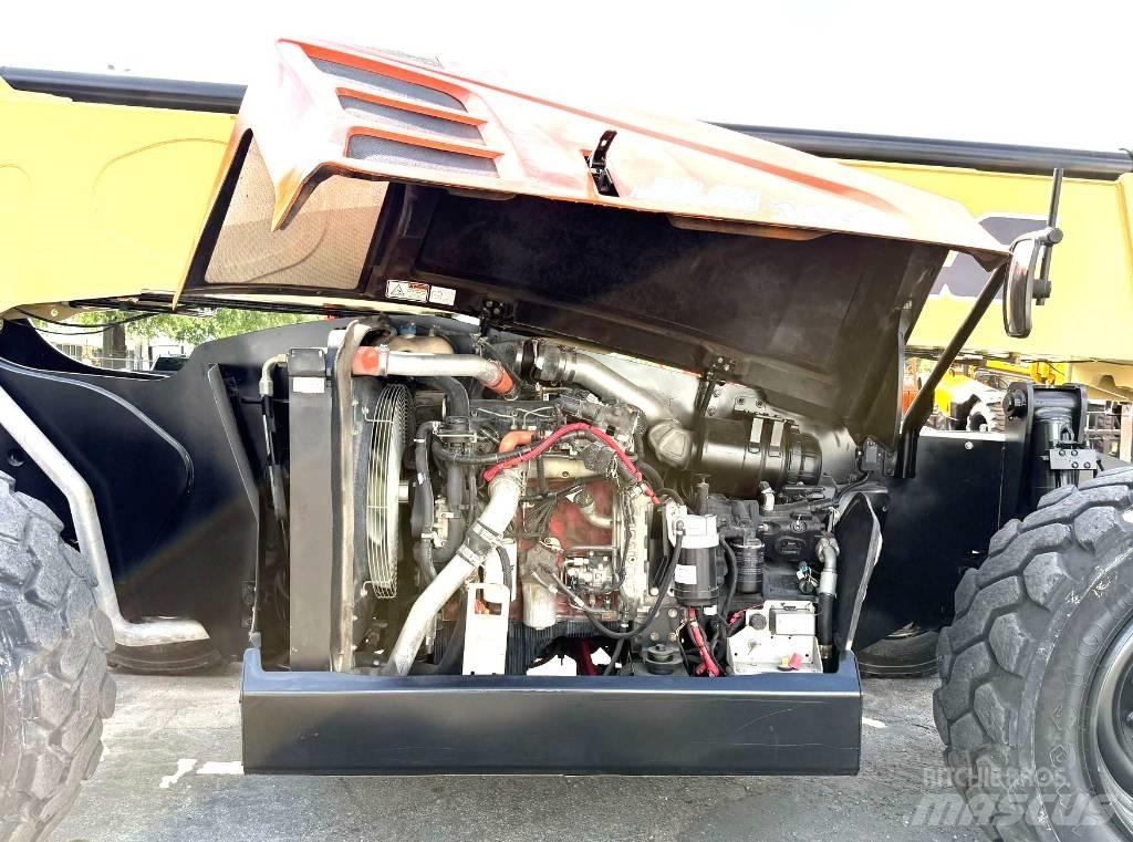 JLG 1055 Chariot télescopique