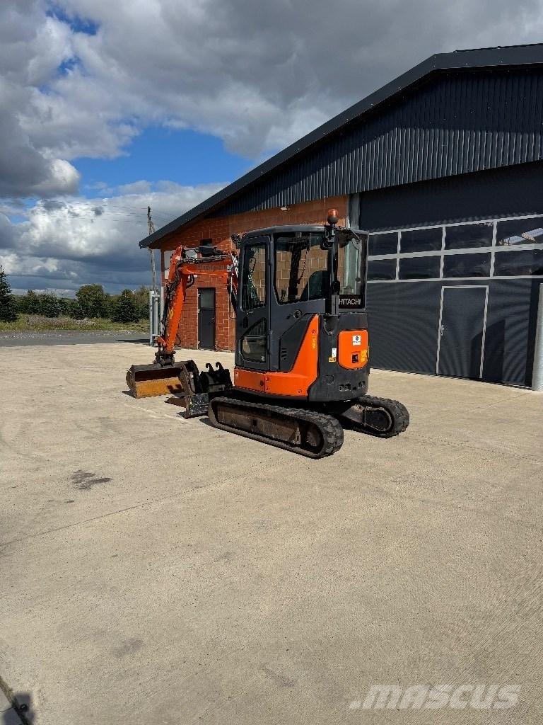 Hitachi ZX 33 U-5A Mini pelle < 7t
