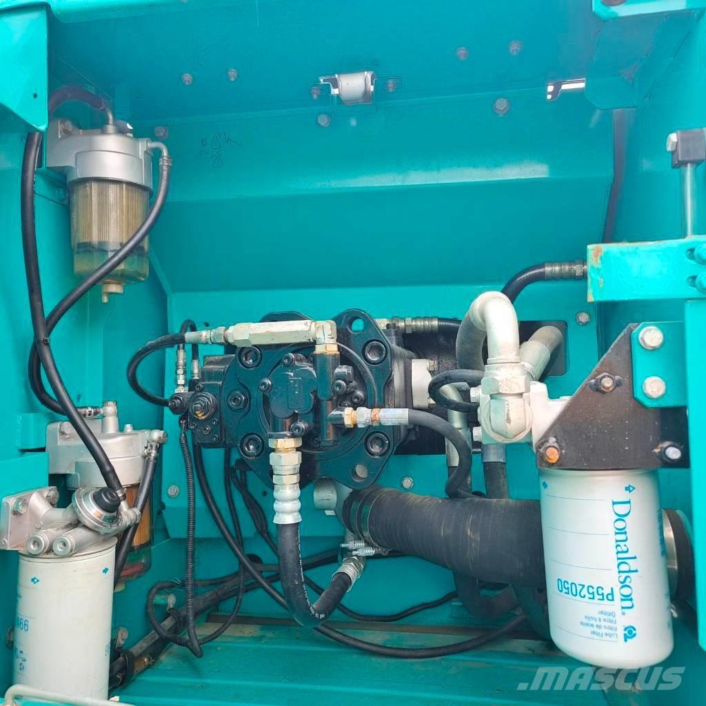 Kobelco SK 200 Pelle sur chenilles