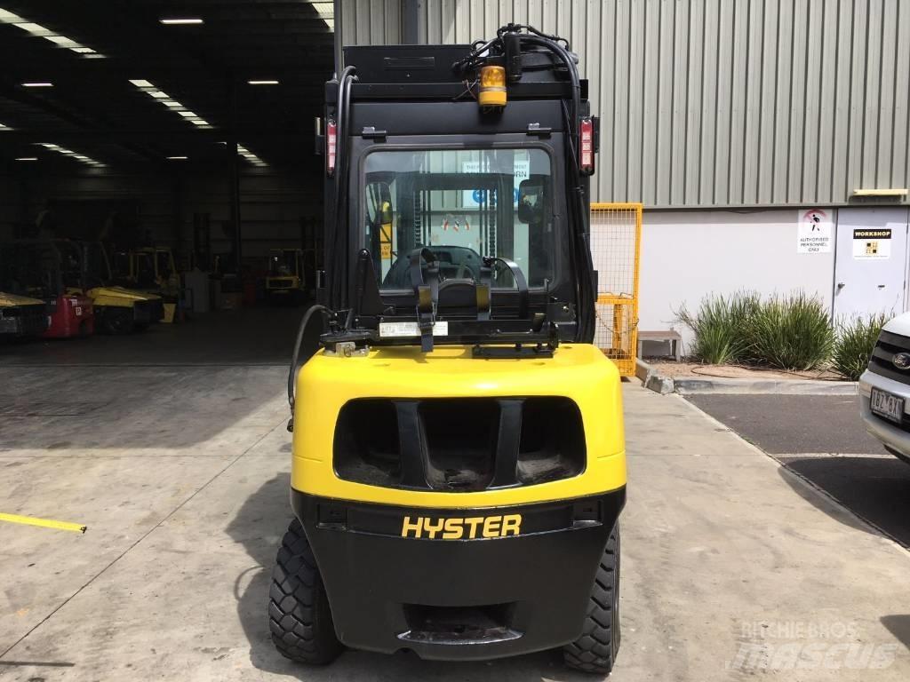 Hyster H3.0TX Chariots GPL