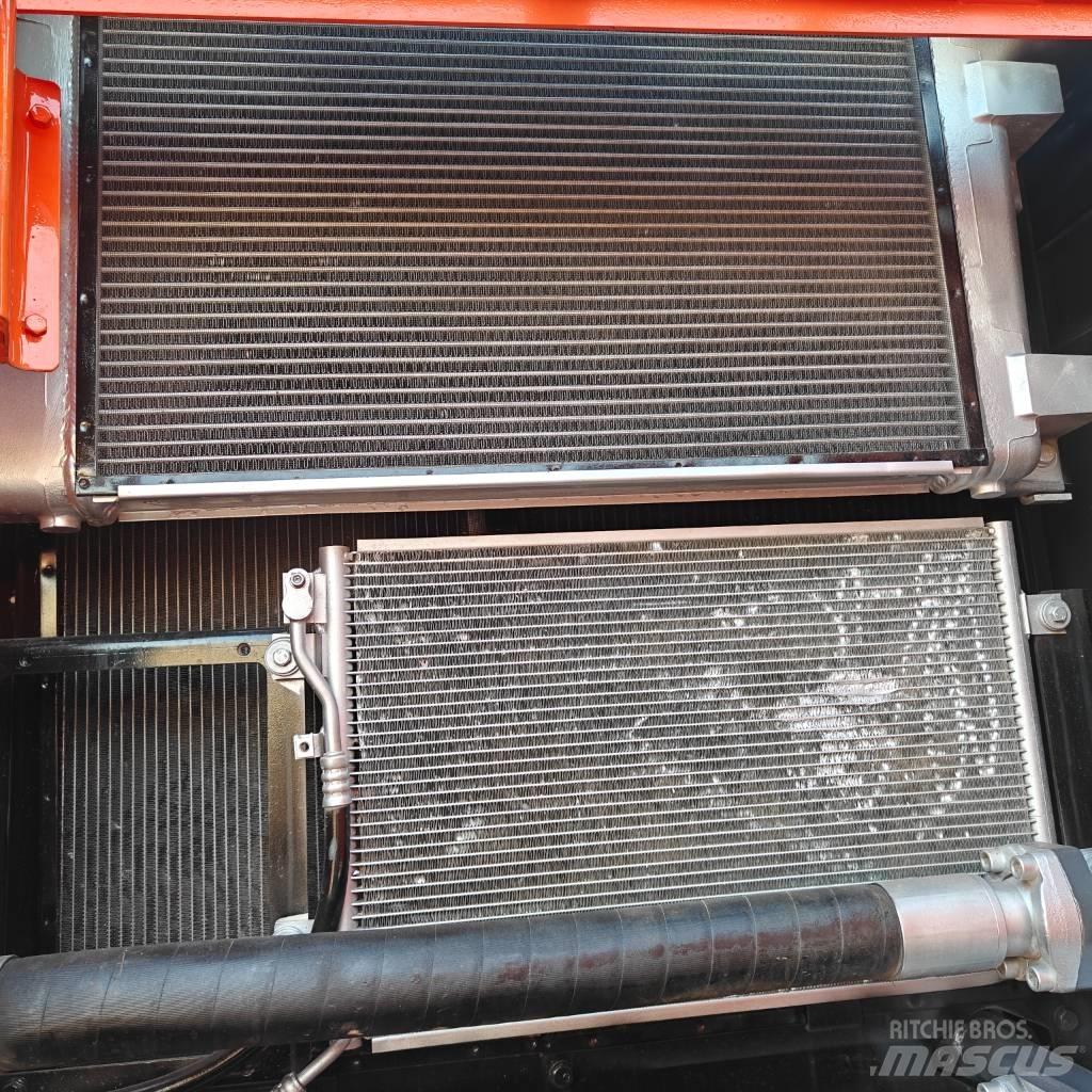 Doosan DX300LC-9C Pelle sur chenilles