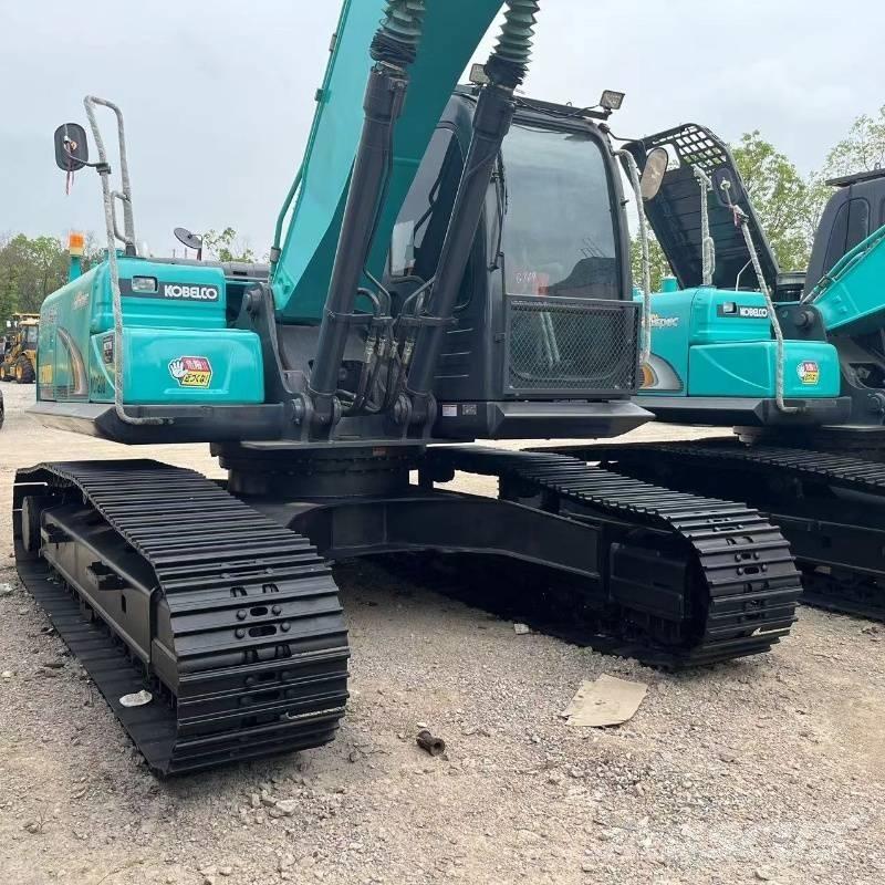 Kobelco SK 200 Pelle sur chenilles