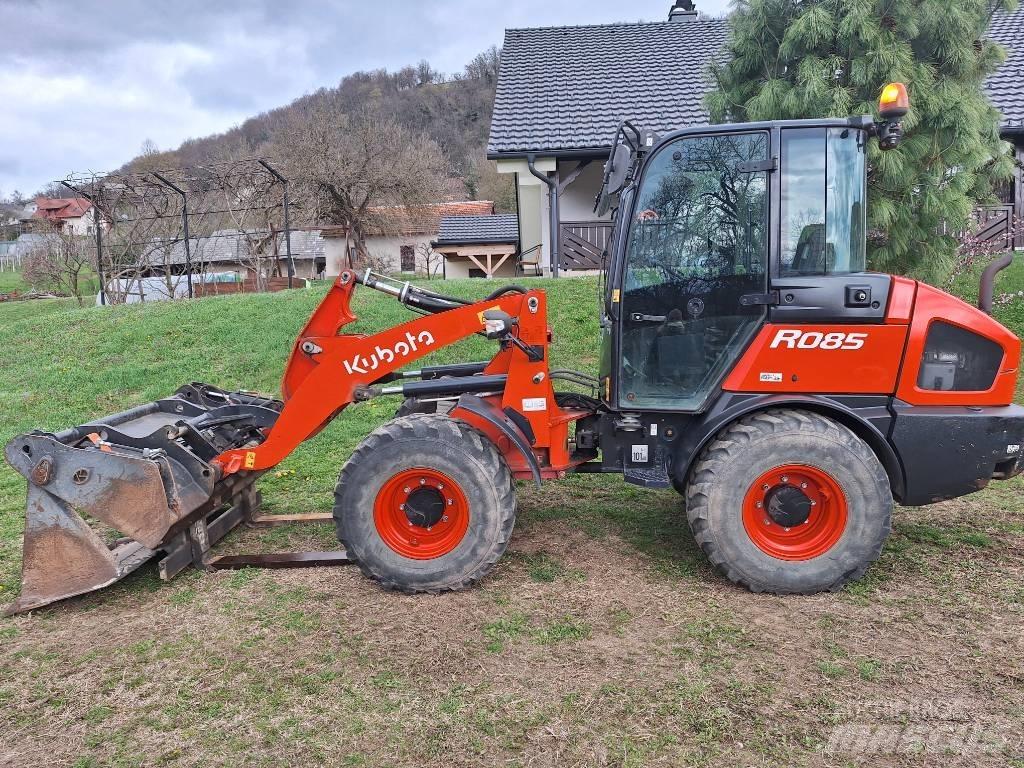 Kubota R 085 Chargeuse sur pneus