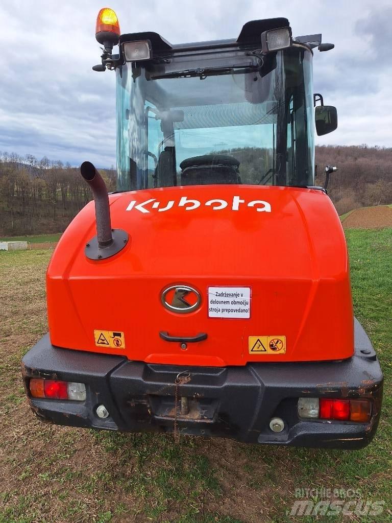 Kubota R 085 Chargeuse sur pneus