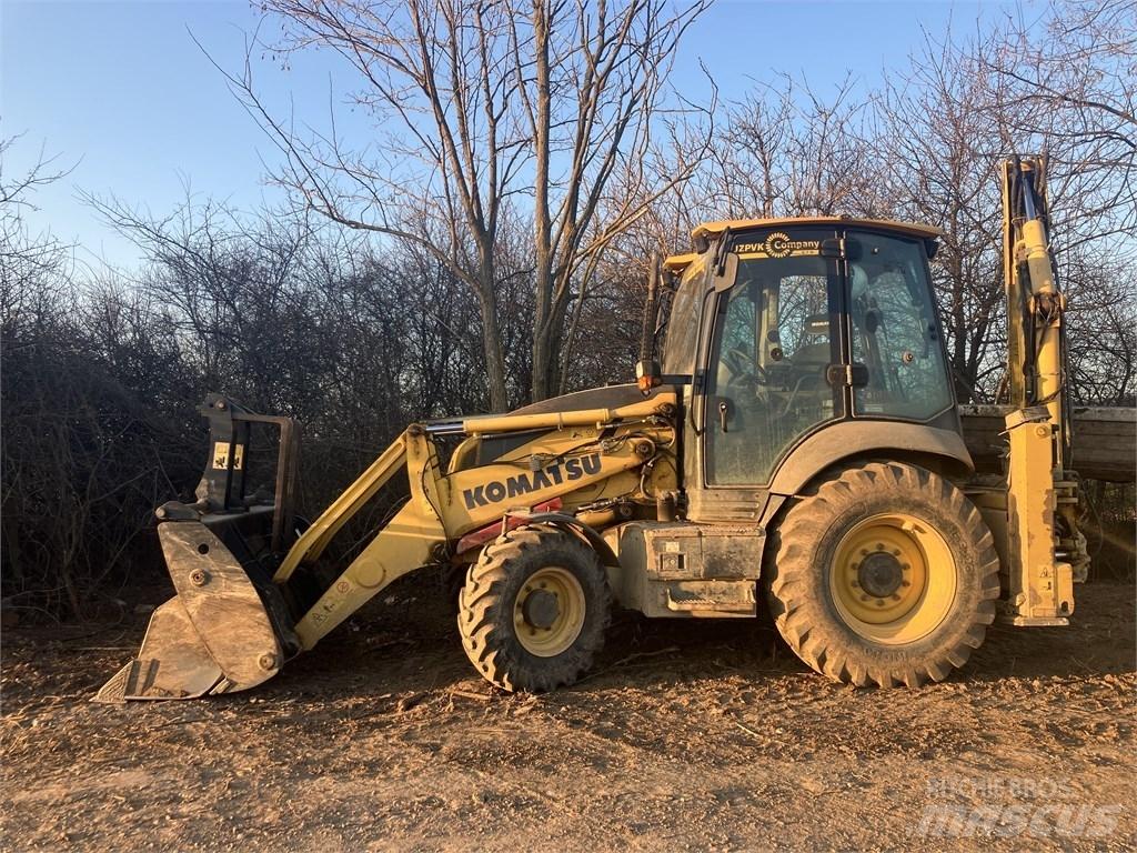 Komatsu WB93R-8 Tractopelle