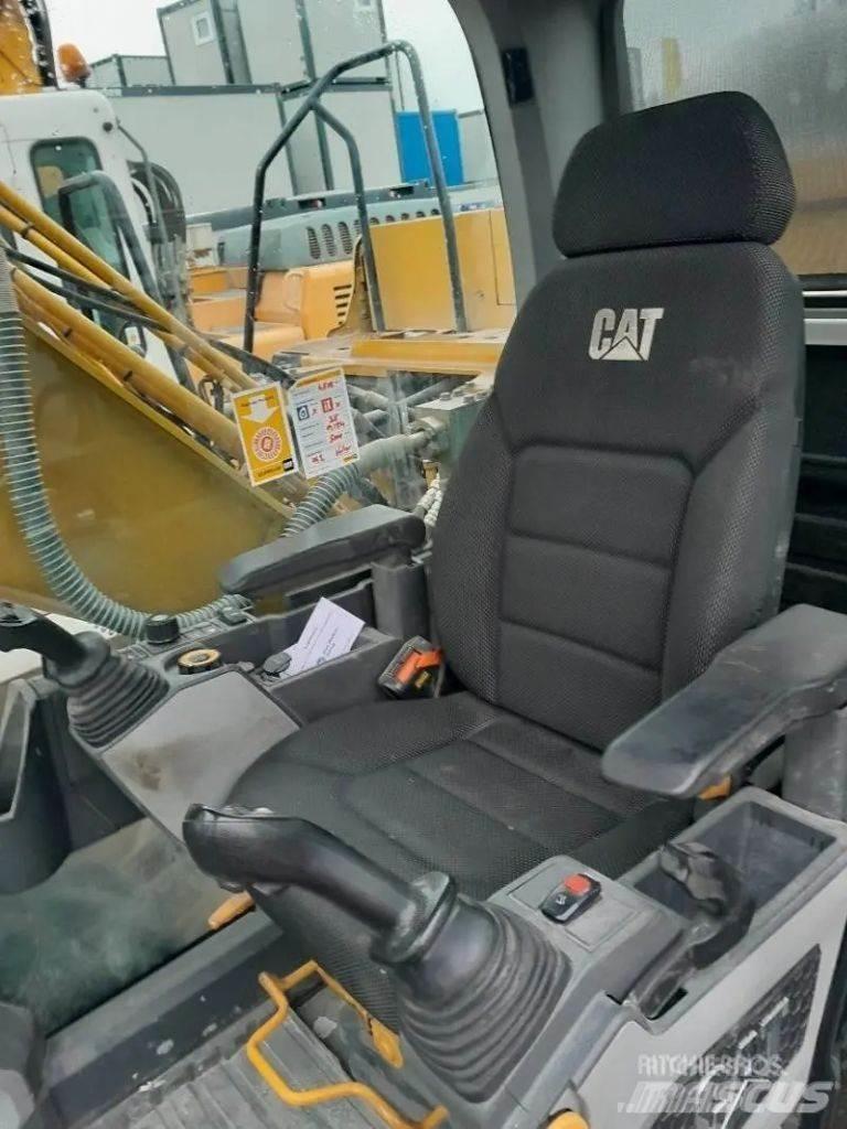 CAT 320 Pelle sur chenilles