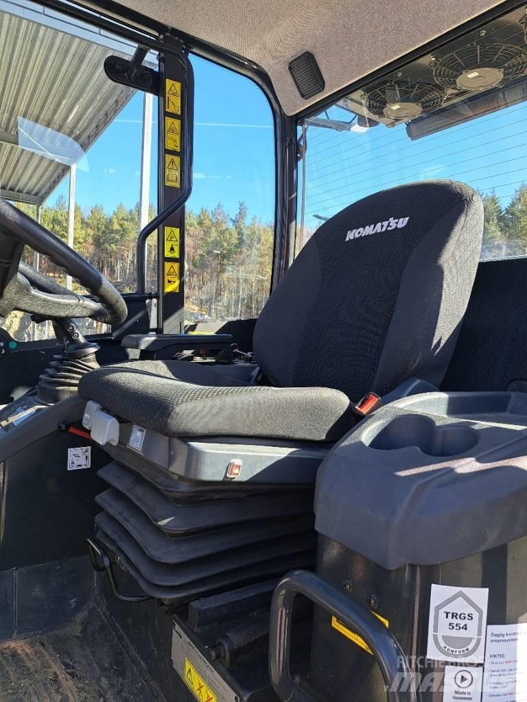 Komatsu WA 80 M Chargeuse sur pneus