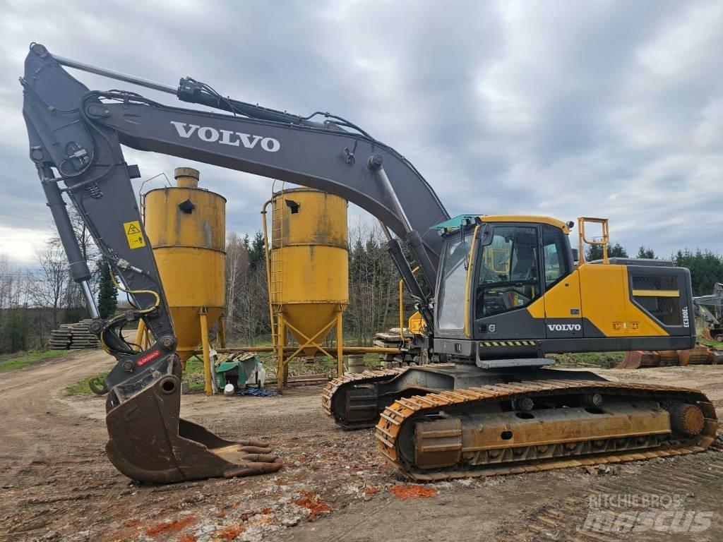 Volvo EC 300 EL Pelle sur chenilles