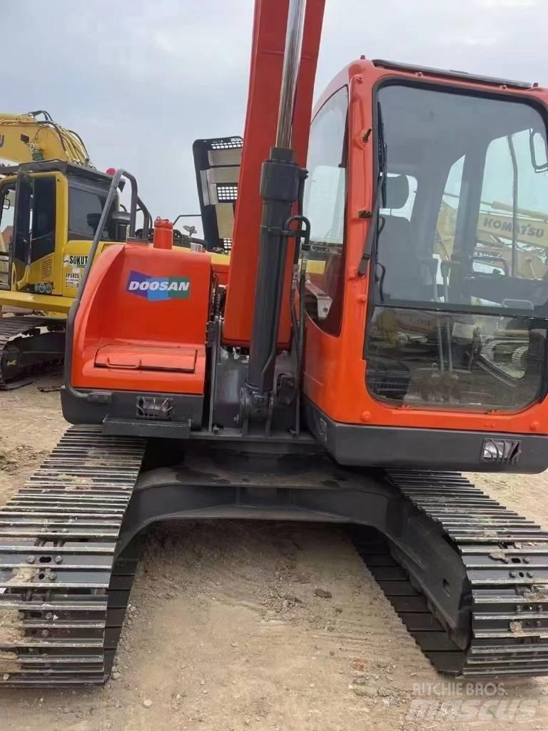 Doosan DX 80 Mini pelle 7t-12t