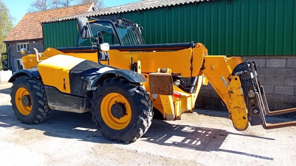 JCB 540-140 Chariot télescopique