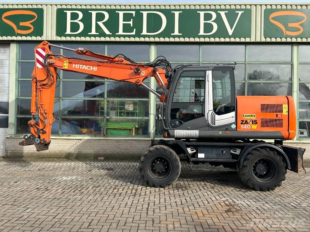 Hitachi ZX 140 W-3 Pelle sur pneus