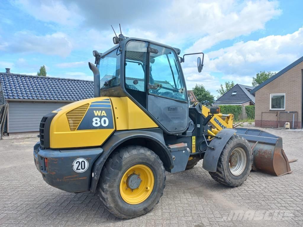 Komatsu WA 80-6 Chargeuse sur pneus